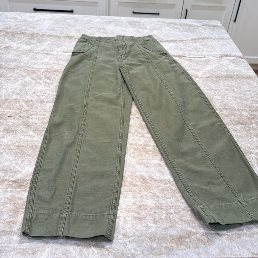 Frame pants